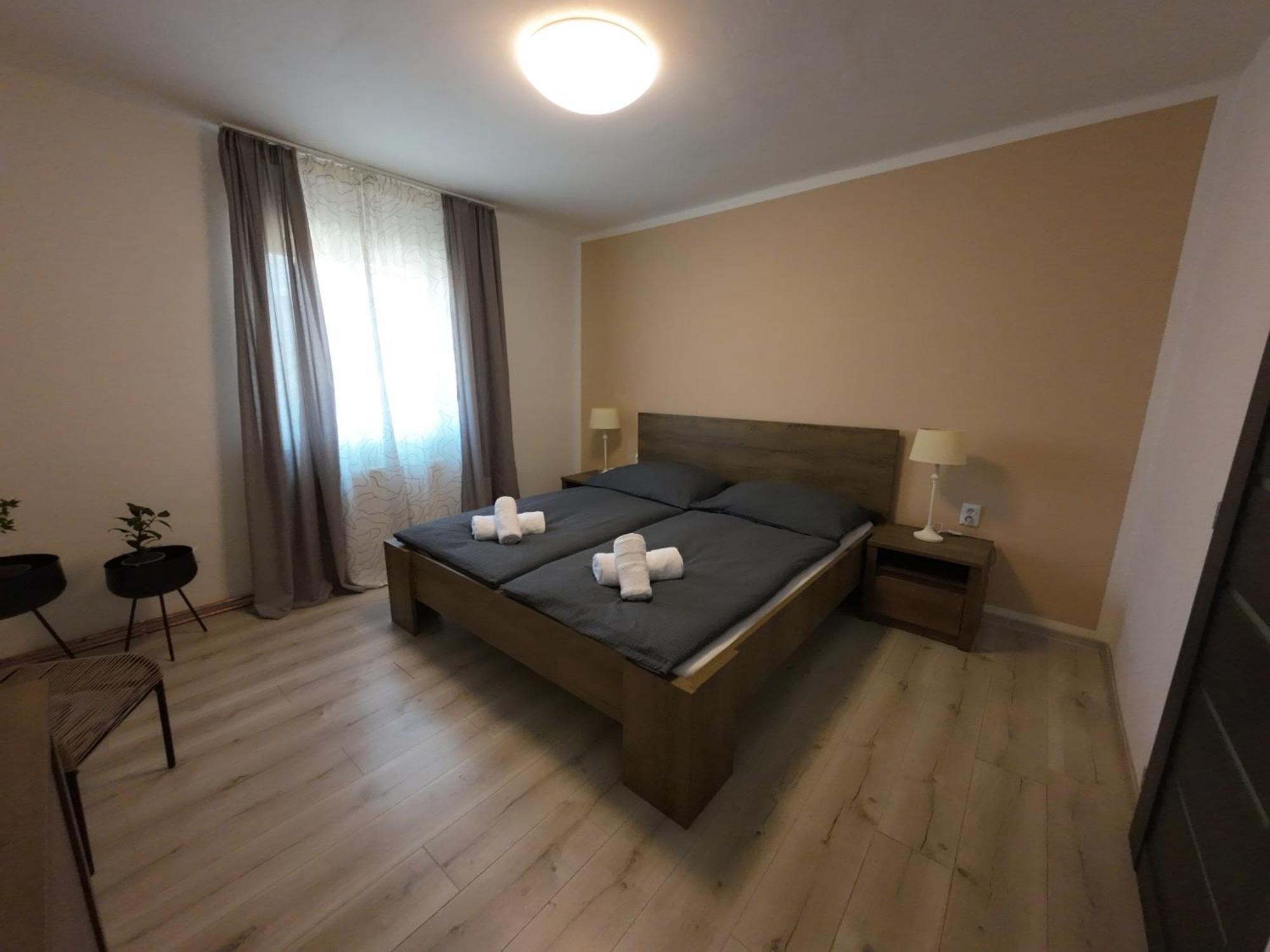 Apartman Andrea Loucovice ภายนอก รูปภาพ